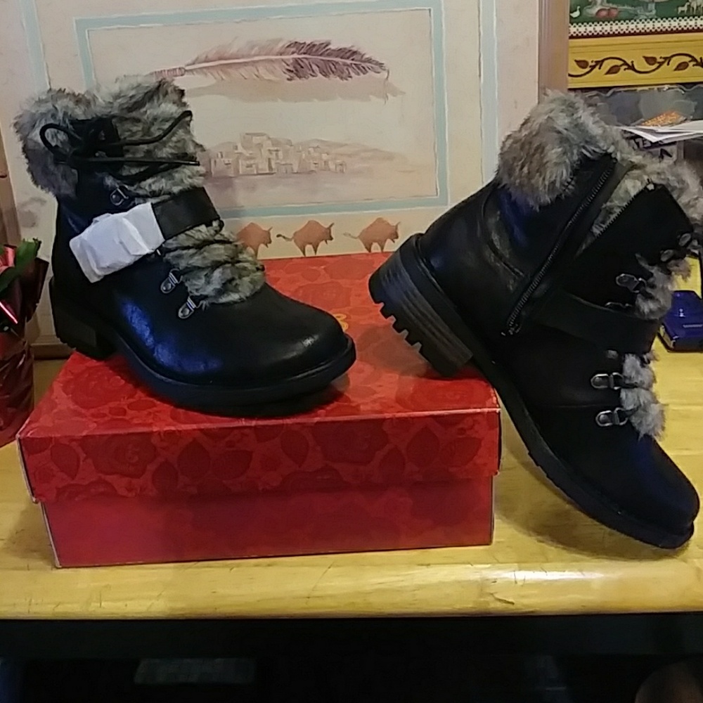Carlos Santana Syracuse Boots